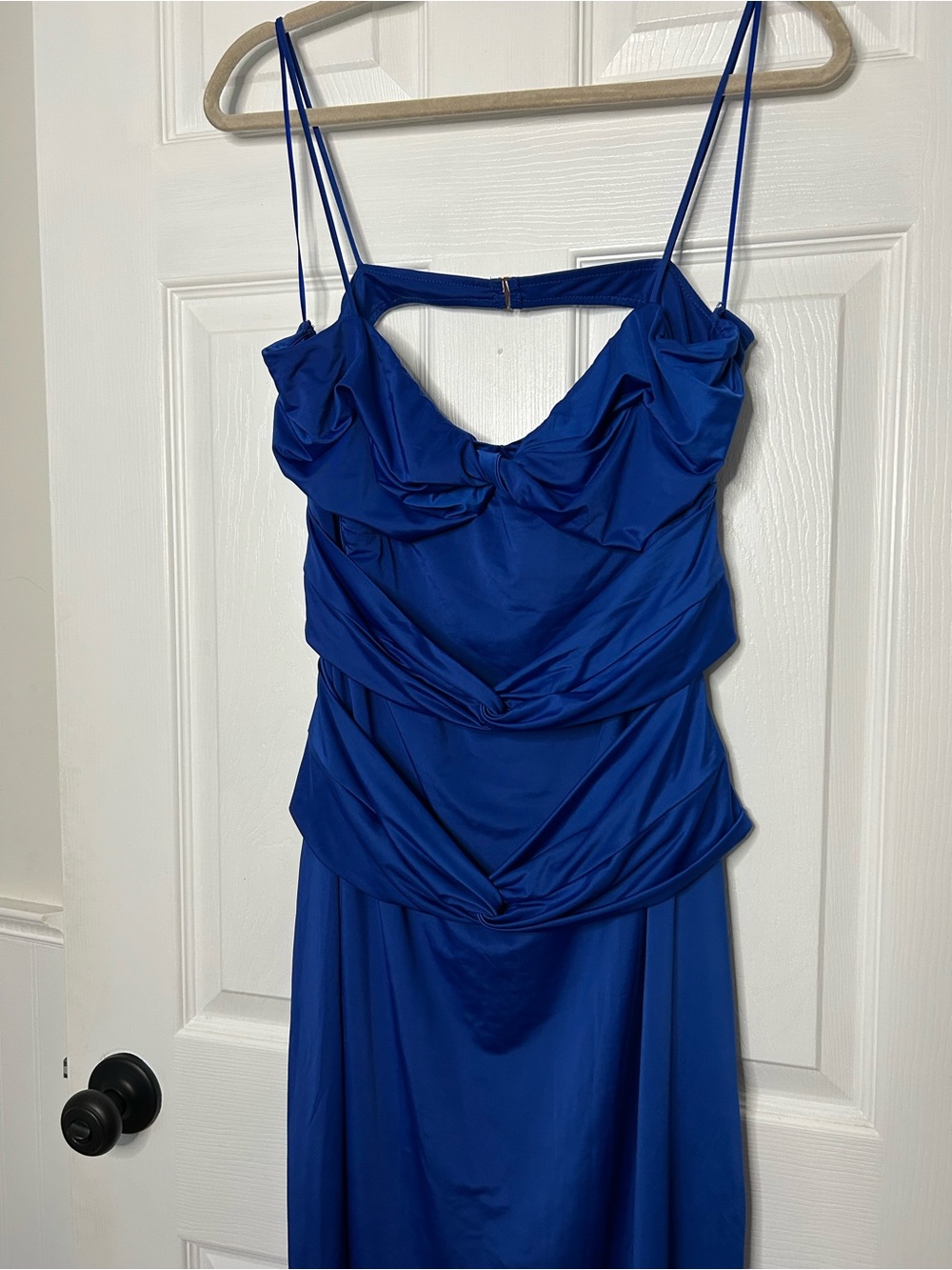 Sunday in Brooklyn Twist-Front Fitted Midi Dress - Picture 6 of 16